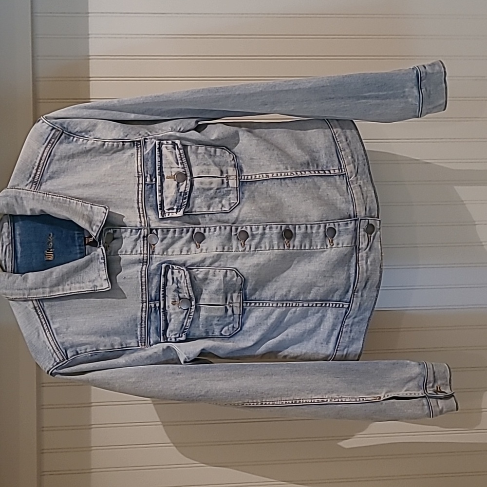 Kut from the Kloth denim jacket. XL. Light blue